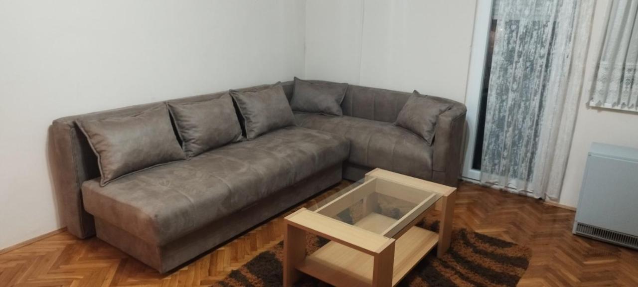 Apartman Lena Arandjelovac Eksteriør bilde
